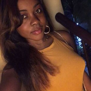 Meet your Posher, Chantele